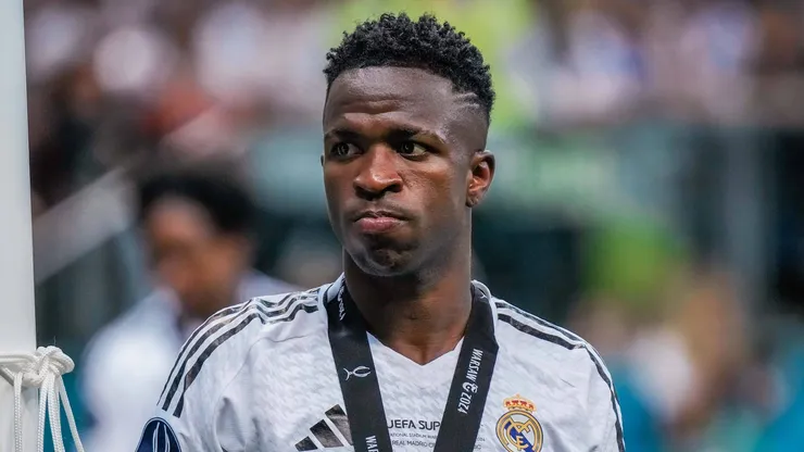 Vini Jr, do Real Madrid, recebeu uma proposta bilionária do futebol saudita.