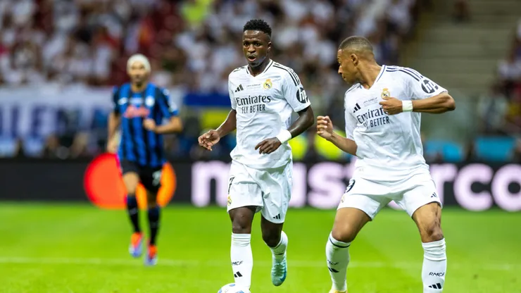 Vini Jr e Mbappé em ação pelo Real Madrid. (Foto: Andrzej Iwanczuk / IMAGO / NurPhoto)