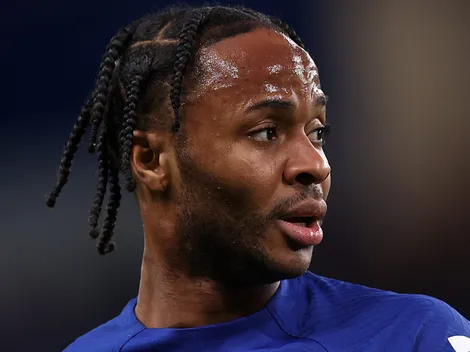 Chelsea em negociações para duas contratações; Napoli considera Sterling