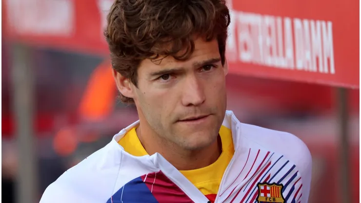 Ex-Barcelona, Marcos Alonso é alvo de clube poderoso do futebol europeu.