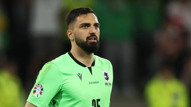 Mamardashvili está cada vez mais próximo do Liverpool (Foto: Alex Grimm/Getty Images)