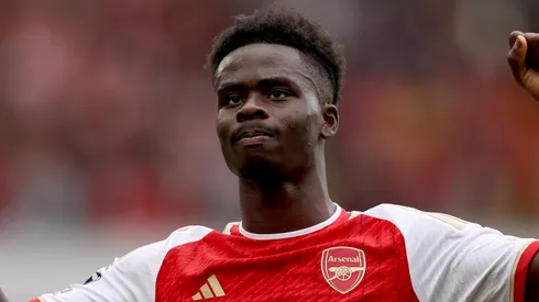 Bukayo Saka tenta defender título de Jogador Jovem do Ano. (Foto: Ryan Pierse/Getty Images)