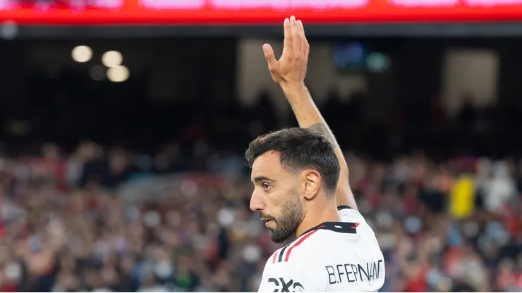 Bruno Fernandes e Mainoo são citados por torcedor do City