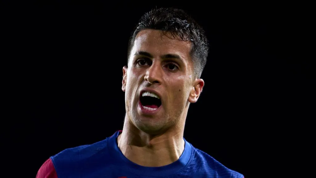 Manchester City busca um novo destino para o João Cancelo, podendo ser algum clube saudita. (Foto: Alex Caparros/Getty Images)