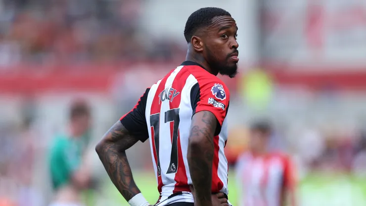 Ivan Toney, atacante do Brentford. (Photo by Eddie Keogh/Getty Images)