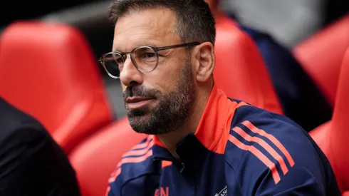 O novo assistente técnico do Manchester United, van Nistelrooy, deve ajudar a melhorar o rendimento dos jogadores de ataque. (Foto: Nick Potts)