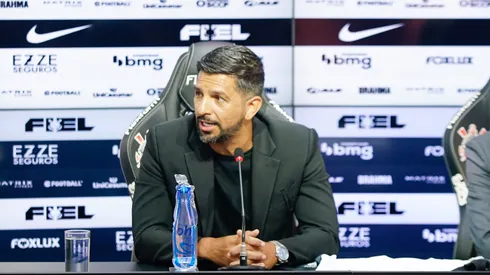Emiliano Díaz, auxiliar técnico do Corinthians. (Foto: Luiz Carrijo/Ag. Corinthians)