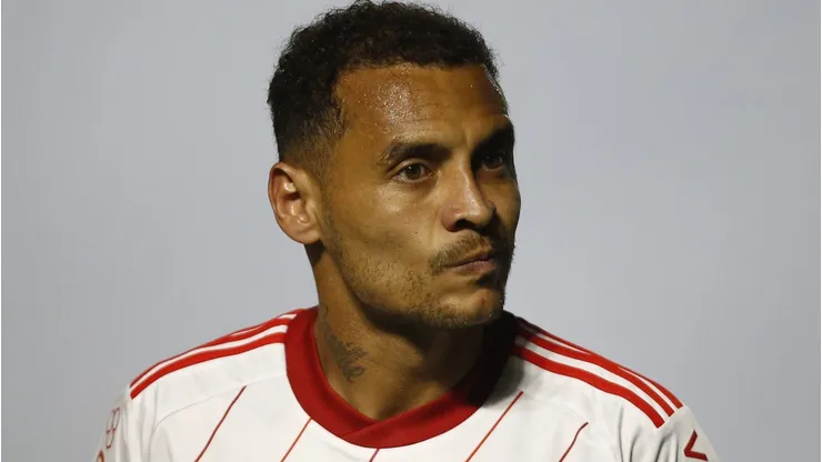 Alan Patrick pode deixar o Corinthians 'de lado' e trocar o Internacional por outro clube. (Photo by Wagner Meier/Getty Images)