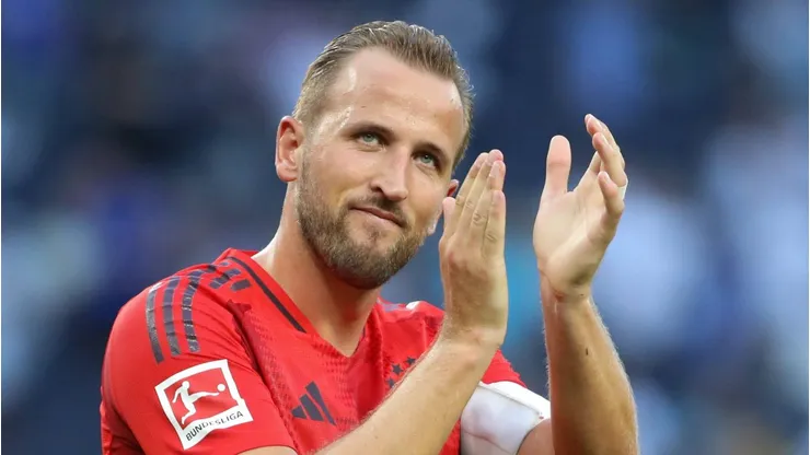 Kane é ovacionado por torcida do Tottenham em amistoso com o Bayern em Londres(Foto: AlexanderCanillas/SPP)