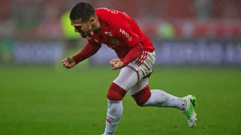 Fabrício Bustos estava no Inter, foi para o River Plate e pode levar outro craque.