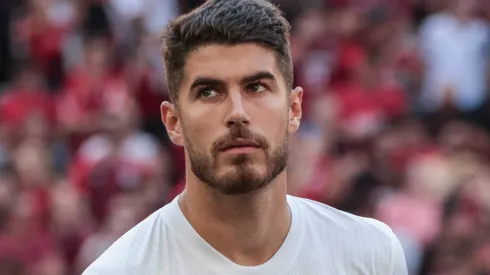 Pedro Raul dá sinal positivo para trocar o Corinthians por outro gigante brasileiro.