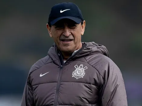 Corinthians quer antecipar compra de Hugo Souza