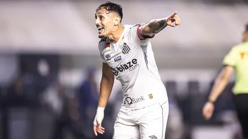 Diego Pituca em jogo do Santos. Volante está na mira do Atlético-MG. Foto: Sipa US / Alamy Stock Photo