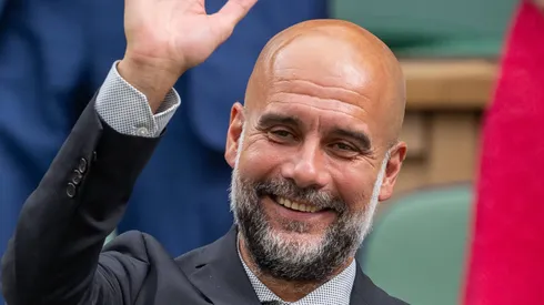 R$ 431 milhões: Manchester City tem aprovação de Guardiola para fechar negócio com John Textor. (Foto: Imago)