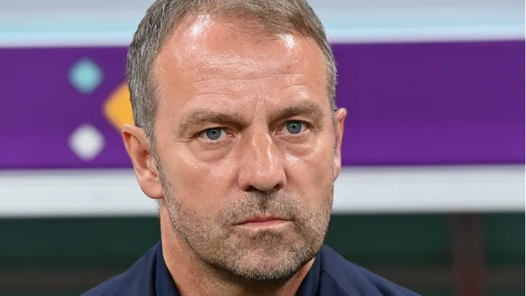 Barcelona: Times da Ligue 1 preparam ofertas por zagueiro de Hansi Flick.
