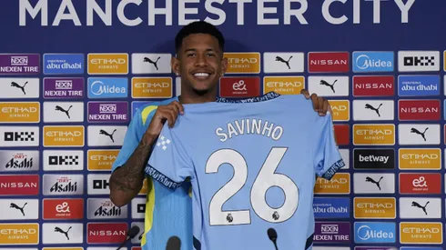 Manchester City apresentou Savinho, primeiro reforço da nova temporada (Foto: Andrew Yates/Sportimage/Imago)