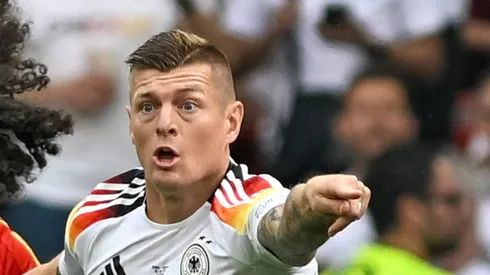 Kroos se aposenta do futebol