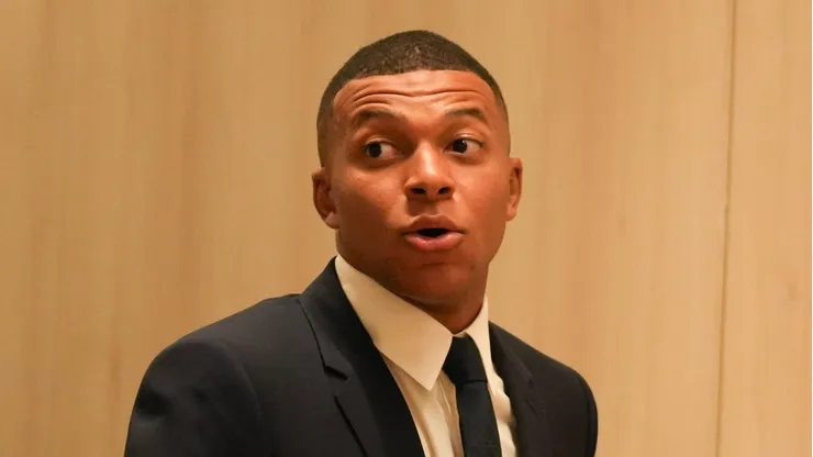Mbappé se apresenta hoje no Real Madrid de Ancelotti