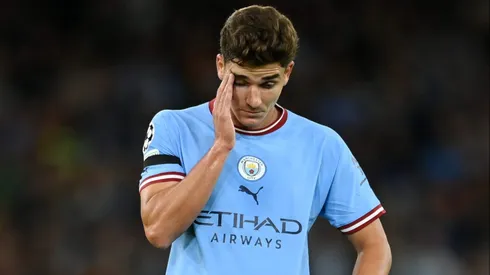 Manchester City não para em Julián Álvarez e acerta a saída de meia para rival inglês. (Photo by Michael Regan/Getty Images)