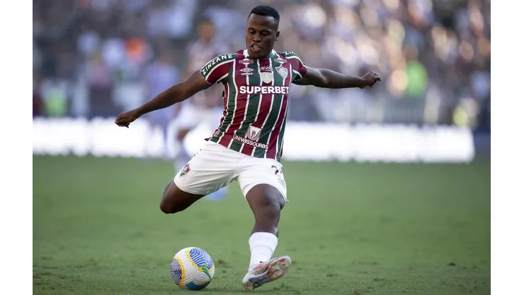 Jhon Arias em campo no confronto entre Fluminense e Bahia, no Brasileirão. (Associated Press / Alamy Stock Photo)