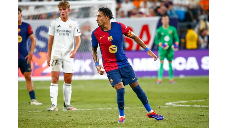 Raphinha pode conduzir o Barcelona a novos tempos de sucesso (Foto: William Volcov/Imago)