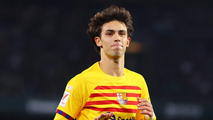 João Félix marcou dez gols pelo Barcelona em 2023/2024. (Photo by Fran Santiago/Getty Images)