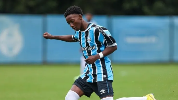 Chelsea comprou joia do Grêmio (Foto: Renan Jardim / Grêmio / Divulgação)