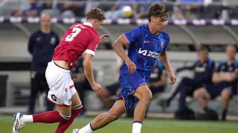 Marc Guiu em ação pelo Chelsea. (Photo by Thearon W. Henderson/Getty Images)