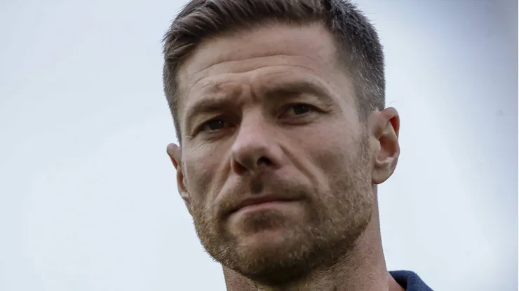 Real Madrid: Xabi Alonso aciona Pérez e afirma querer joia de 17 anos.