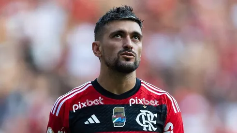 Craque uruguaio está sendo desejado na Argentina e abriu o jogo sobre seu futuro no Fla.