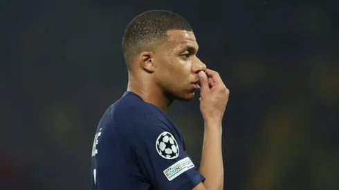 Ex-astro do PSG atuou ao lado de Mbappé, deixou a França e foi barrado em novo clube italiano.