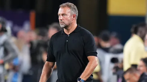 Flick vai bater o martelo sobre futuro de zagueiro (Foto: Rich Storry/Getty Images)