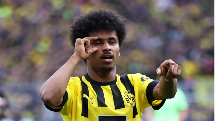 Adeyemi deve ficar no Borussia Dortmund. Foto: Lars Baron/Getty Images