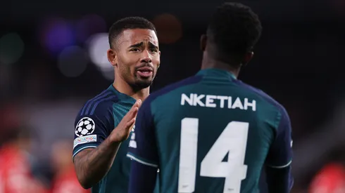 Atacante deve atuar no futebol francês (Foto: Dean Mouhtaropoulos/Getty Images)