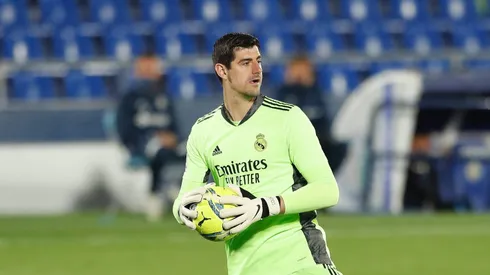 Courtois sofre lesão após clássico