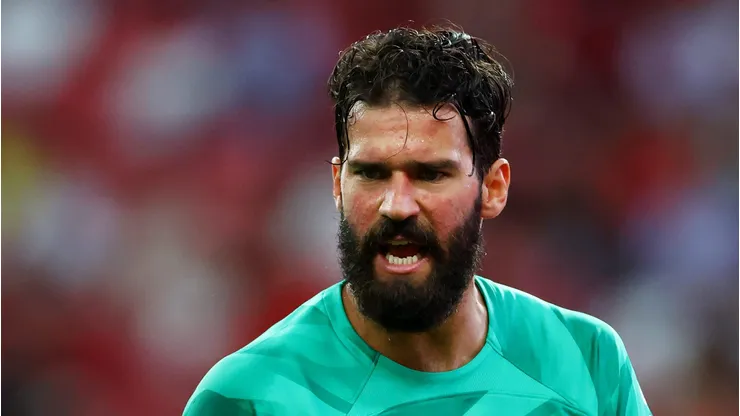 Alisson é alvo do Bayern.