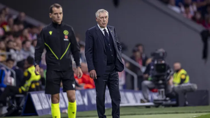 Ancelotti revela conversa com árbitro durante partida. Foto: IMAGO / PanoramiC