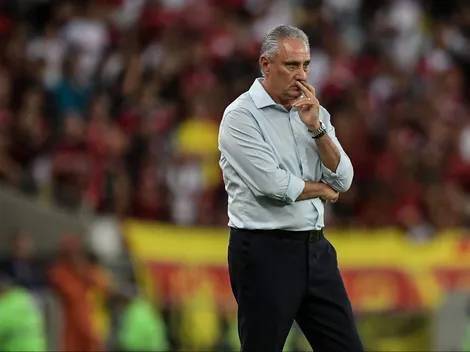 Técnico Tite é alvo de protestos da torcida do Flamengo