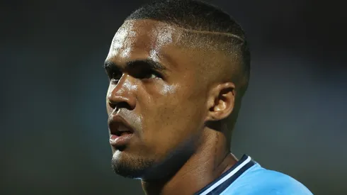 SAF do Brasileirão negocia a contratação de Douglas Costa, ex-Grêmio e Fluminense (Photo by Mark Metcalfe/Getty Images)
