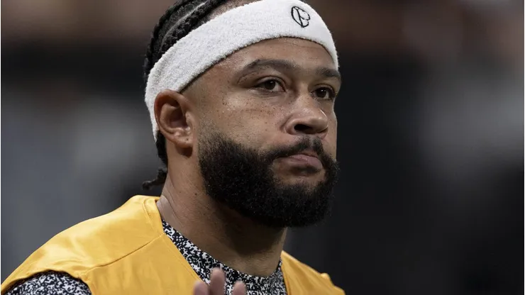Imprensa holandesa repercute início de Memphis Depay no Corinthians: "Deprimente e desesperador". (Foto: Imago)