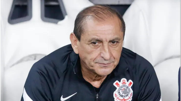 Ramón Díaz, técnico do Corinthians. Foto: Lucas Emanuel/AGIF
