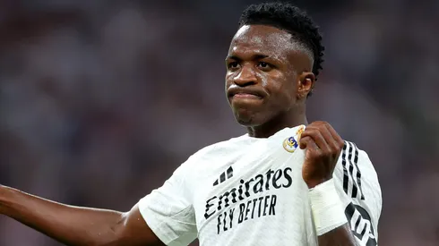 Manchester United entra em cena para atrapalhar os planos de Vinicius Jr no Real Madrid.