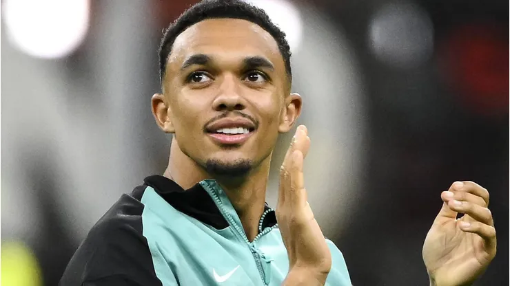 De saída do Liverpool, Arnold pode recusar o Real Madrid para assinar com outra grande potência. (Foto: Imago)