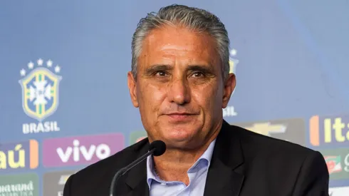 Tite, do Flamengo, nos tempos de Seleção Brasielira.