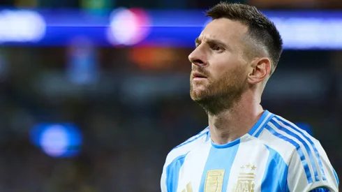 Lionel Messi com a camisa da Argentina.