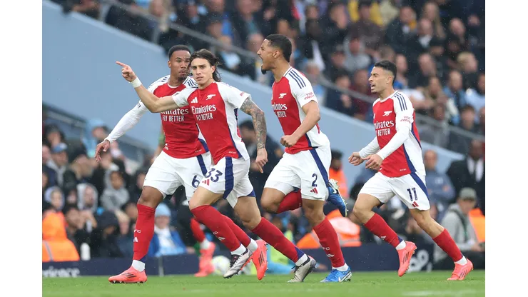 Arsenal segurou empate heróico contra o Manchester City, fora de casa, pela Premier League (Foto: Carl Recine/Getty Images)