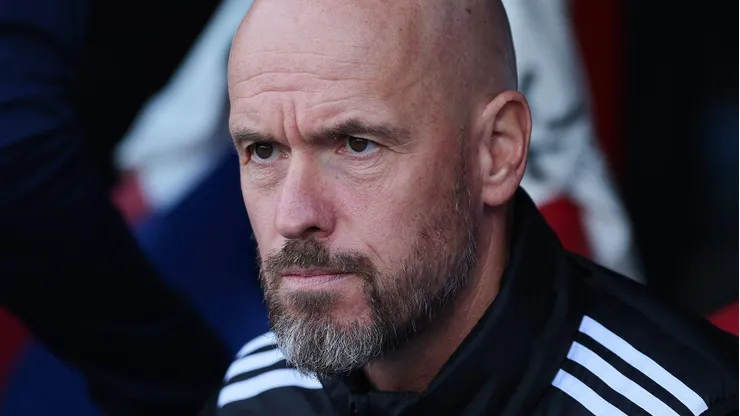 Manchester United define técnico campeão como substituto de Erik ten Hag.