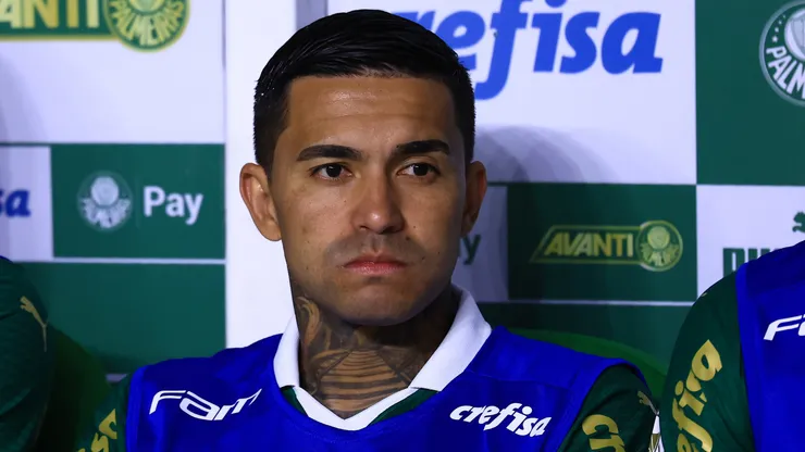 Dudu no banco de reservas do Palmeiras
