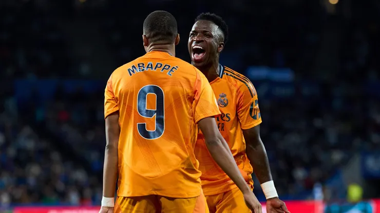 Mbappé e Vini Jr no Real Madrid.