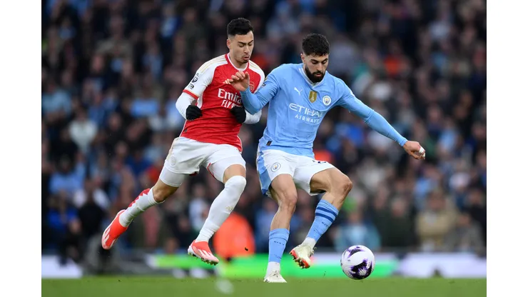 Manchester City recebeu o Arsenal em último duelo das duas equipes pela Premier League (Foto: Justin Setterfield/Getty Images)